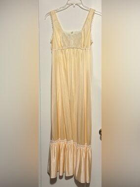 Vanity Fair Pale Peach Lace-Trim Maxi Nightgown